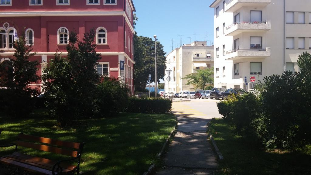 Guest House Lenny Rooms Zadar Exterior photo